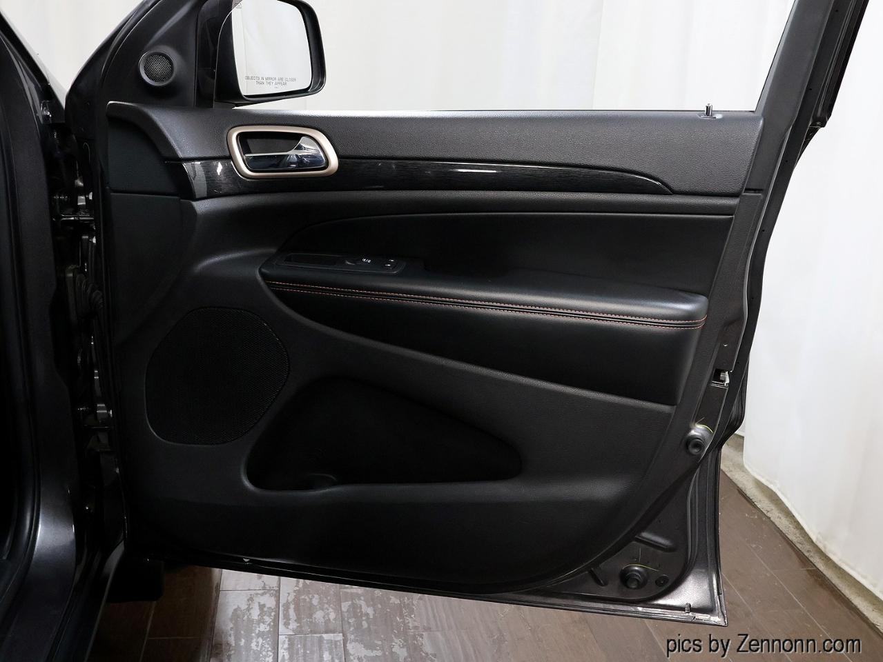 Jeep Grand Cherokee 4WD 4dr 75th Anniversary 2016