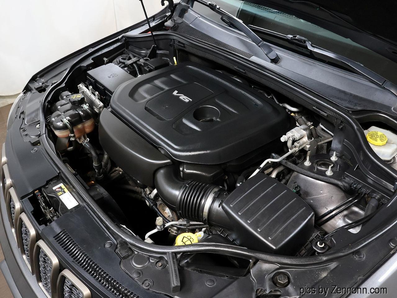 Jeep Grand Cherokee 4WD 4dr 75th Anniversary 2016