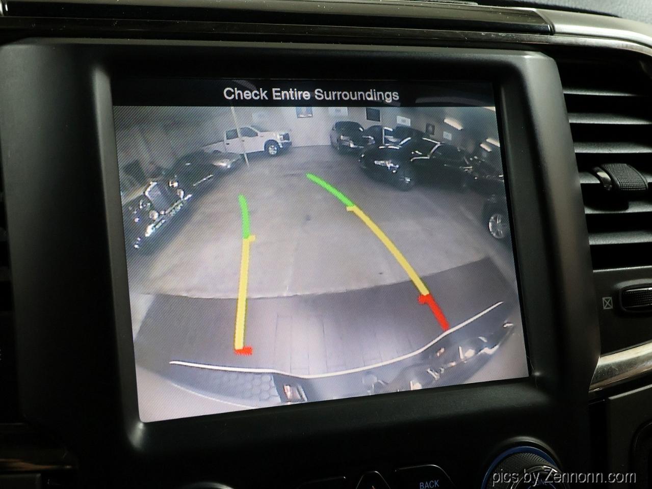 RAM 1500 4WD Crew Cab 140.5" Sport 2014