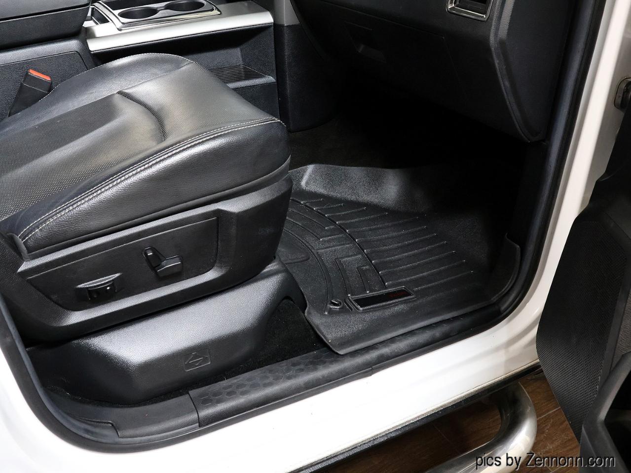 RAM 1500 4WD Crew Cab 140.5" Sport 2014