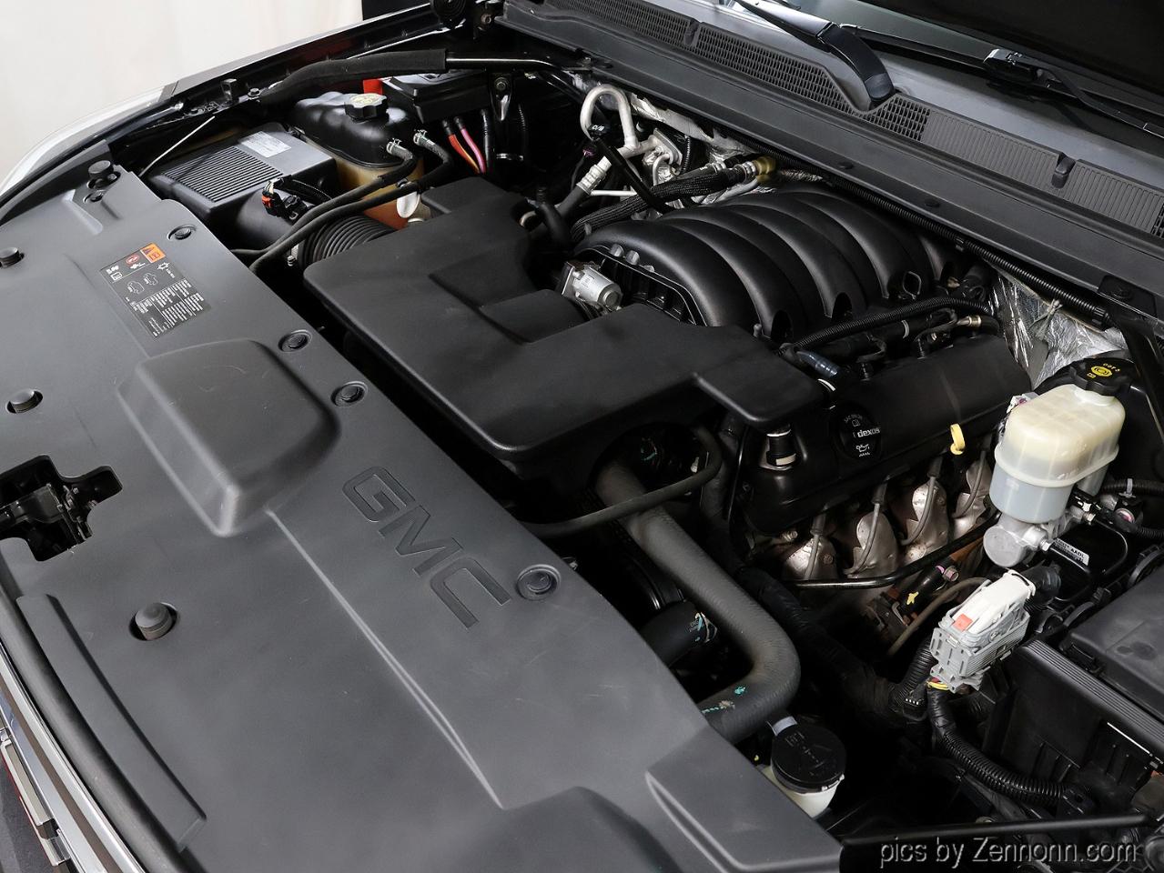 GMC Yukon 4WD 4dr SLT 2015