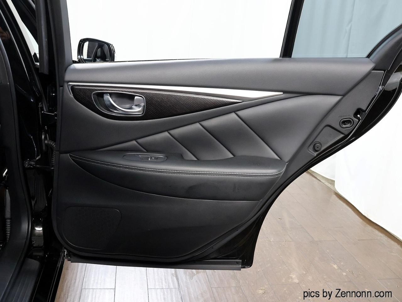 Infiniti Q50 3.0t SENSORY AWD 2021