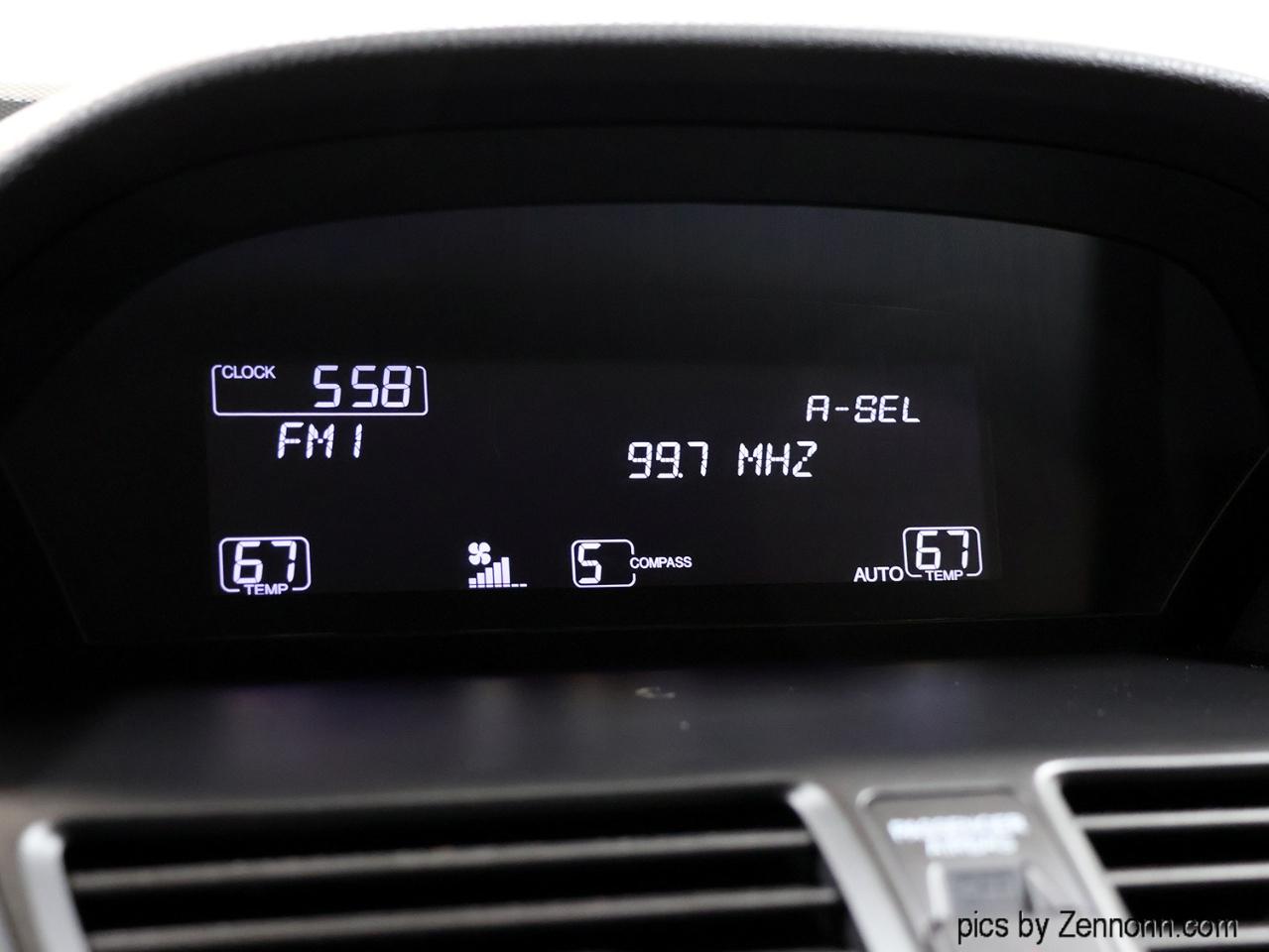 Acura TL 4dr Sdn SH-AWD 2009