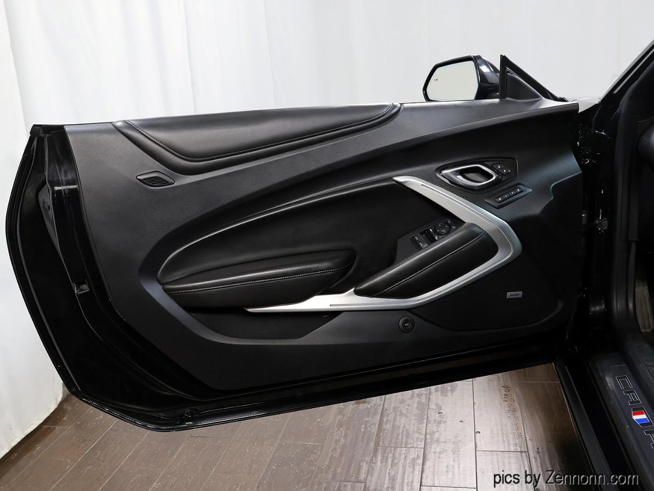 Chevrolet Camaro 2dr Conv 2SS 2016