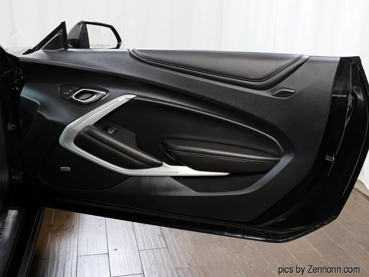 Chevrolet Camaro 2dr Conv 2SS 2016