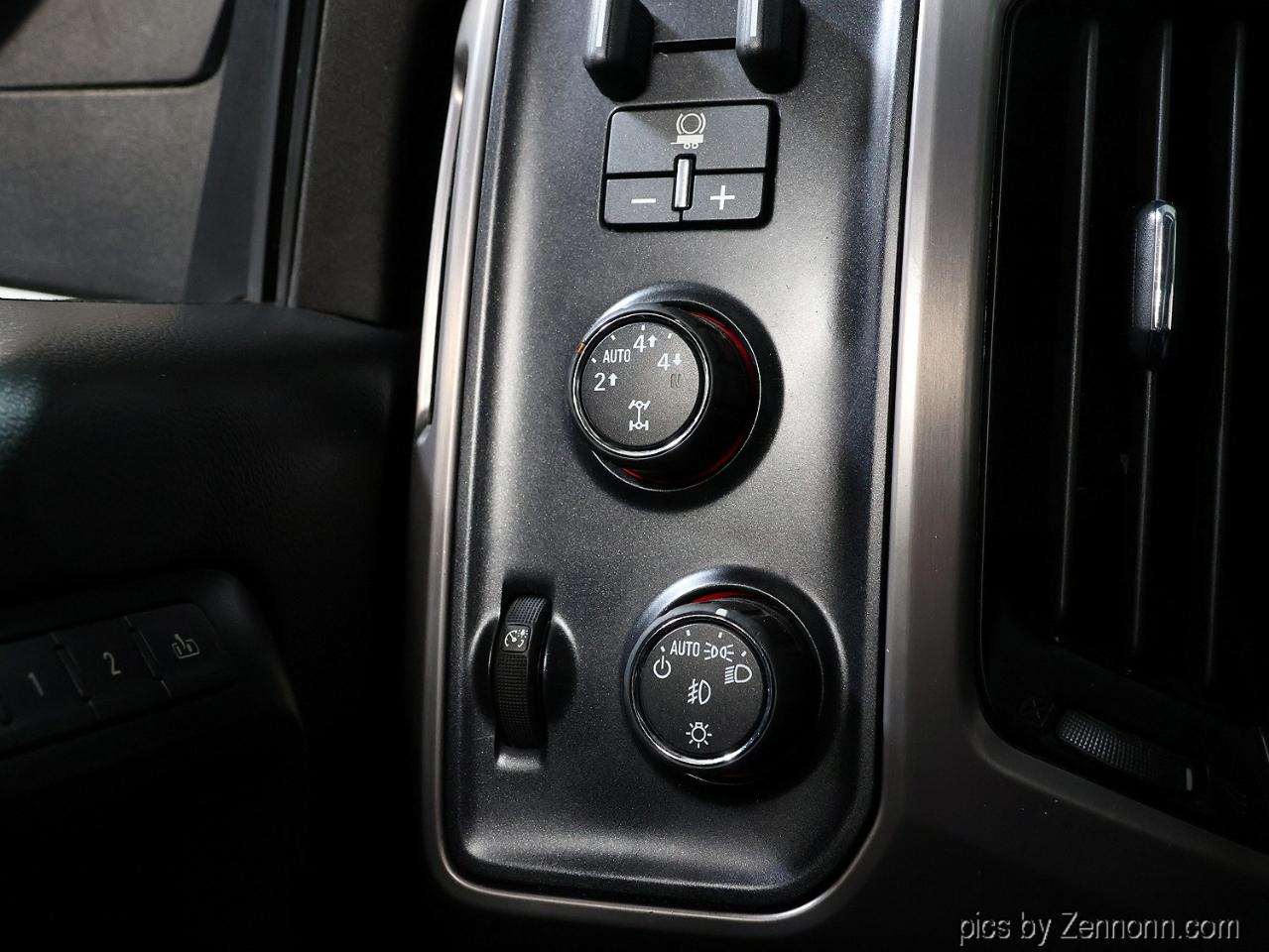 GMC Sierra 1500 4WD Double Cab 143.5" SLT 2014