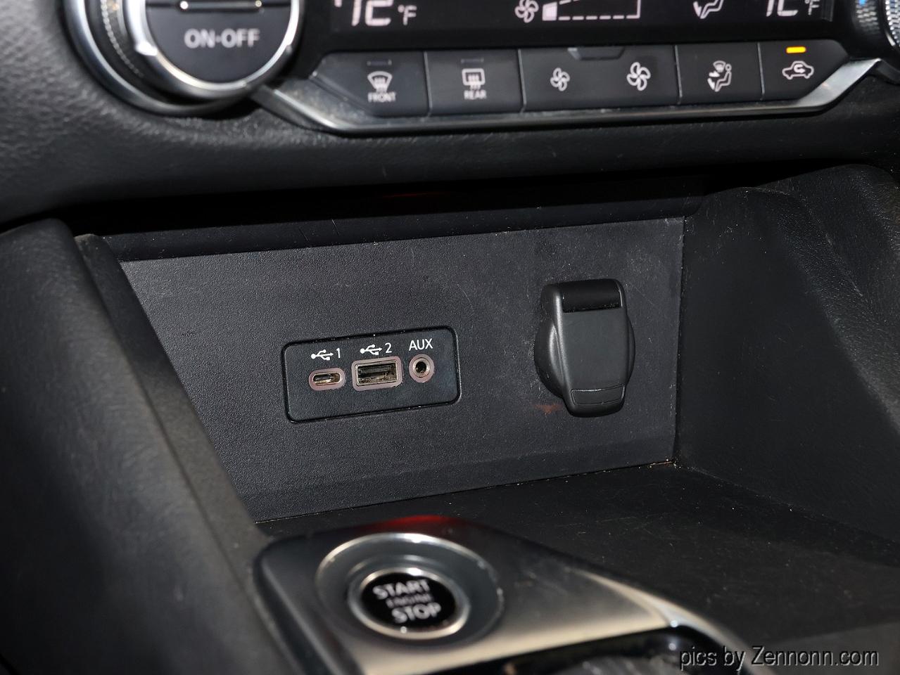 Nissan Sentra SV CVT 2021