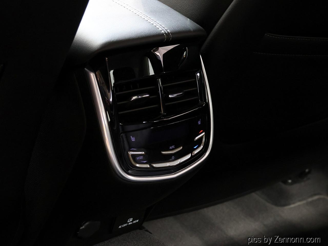 Cadillac XTS 4dr Sdn Premium AWD 2015