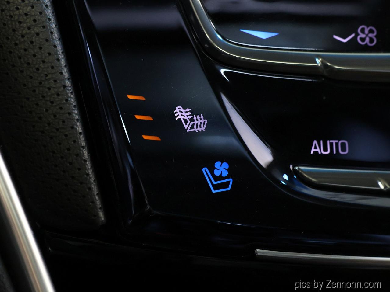 Cadillac XTS 4dr Sdn Premium AWD 2015