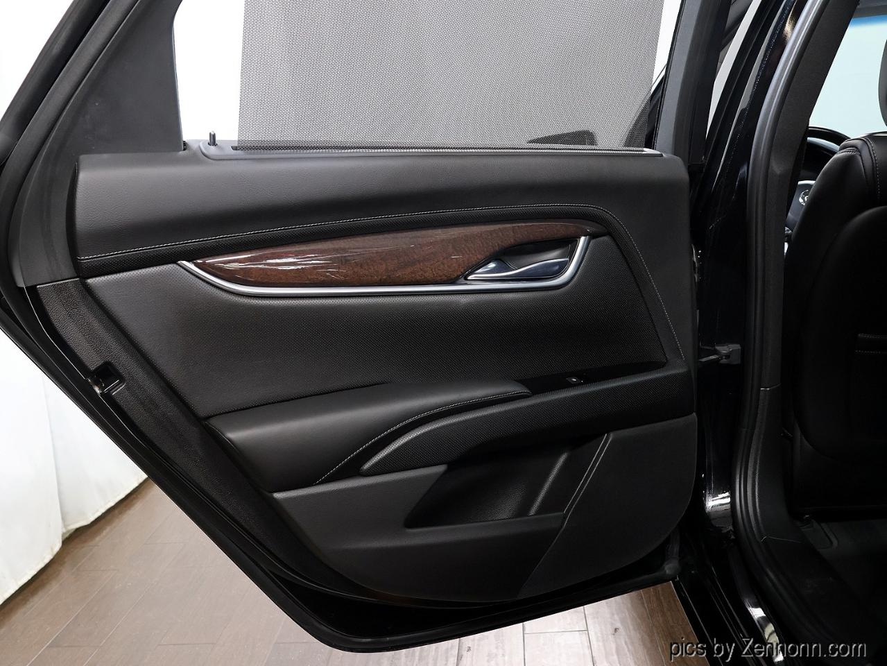 Cadillac XTS 4dr Sdn Premium AWD 2015