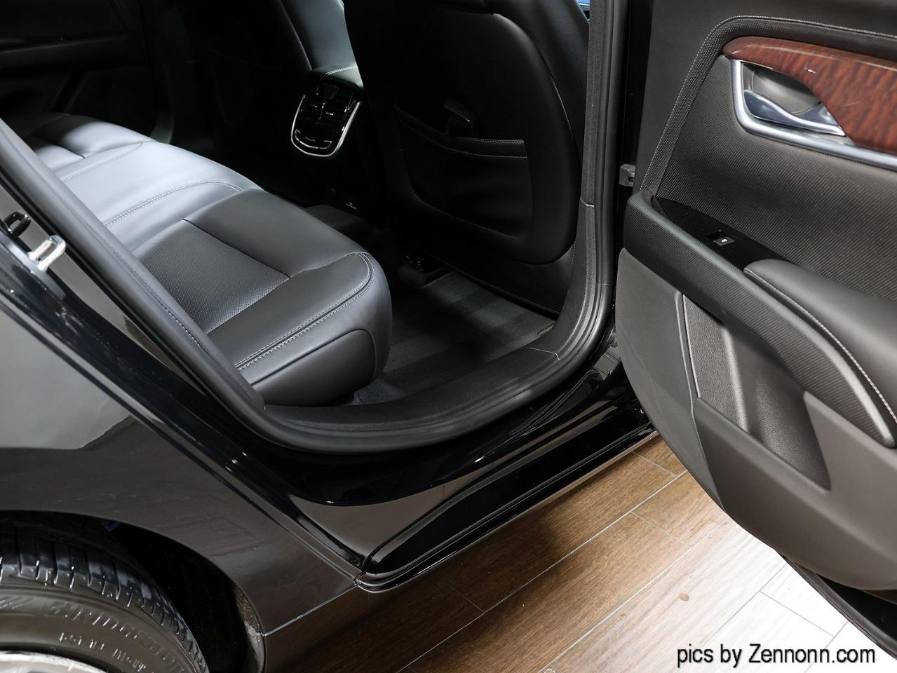 Cadillac XTS 4dr Sdn Premium AWD 2015