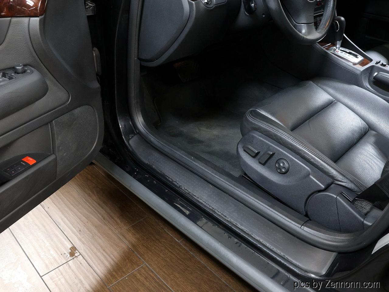 Audi A4 4dr Sdn 3.0L quattro AWD Man 2002