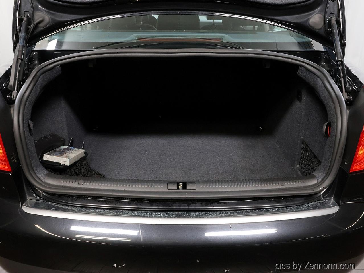 Audi A4 4dr Sdn 3.0L quattro AWD Man 2002