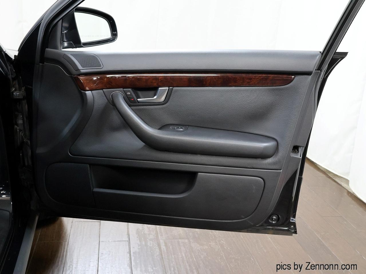 Audi A4 4dr Sdn 3.0L quattro AWD Man 2002