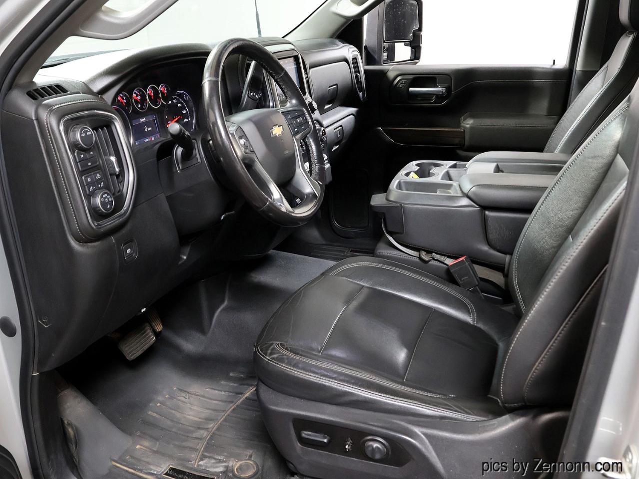 Chevrolet Silverado 2500HD 4WD Crew Cab 159" LT 2020