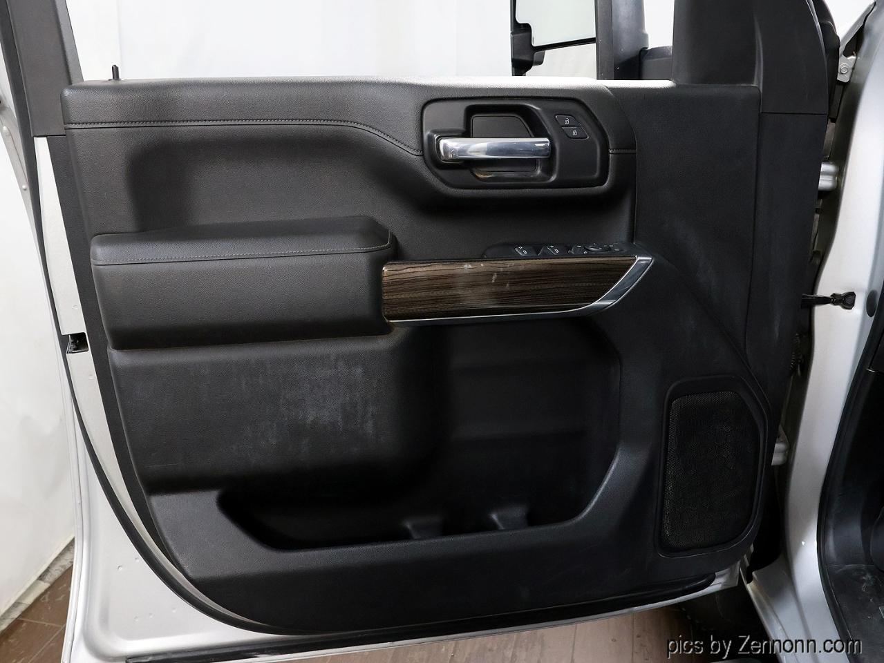 Chevrolet Silverado 2500HD 4WD Crew Cab 159" LT 2020