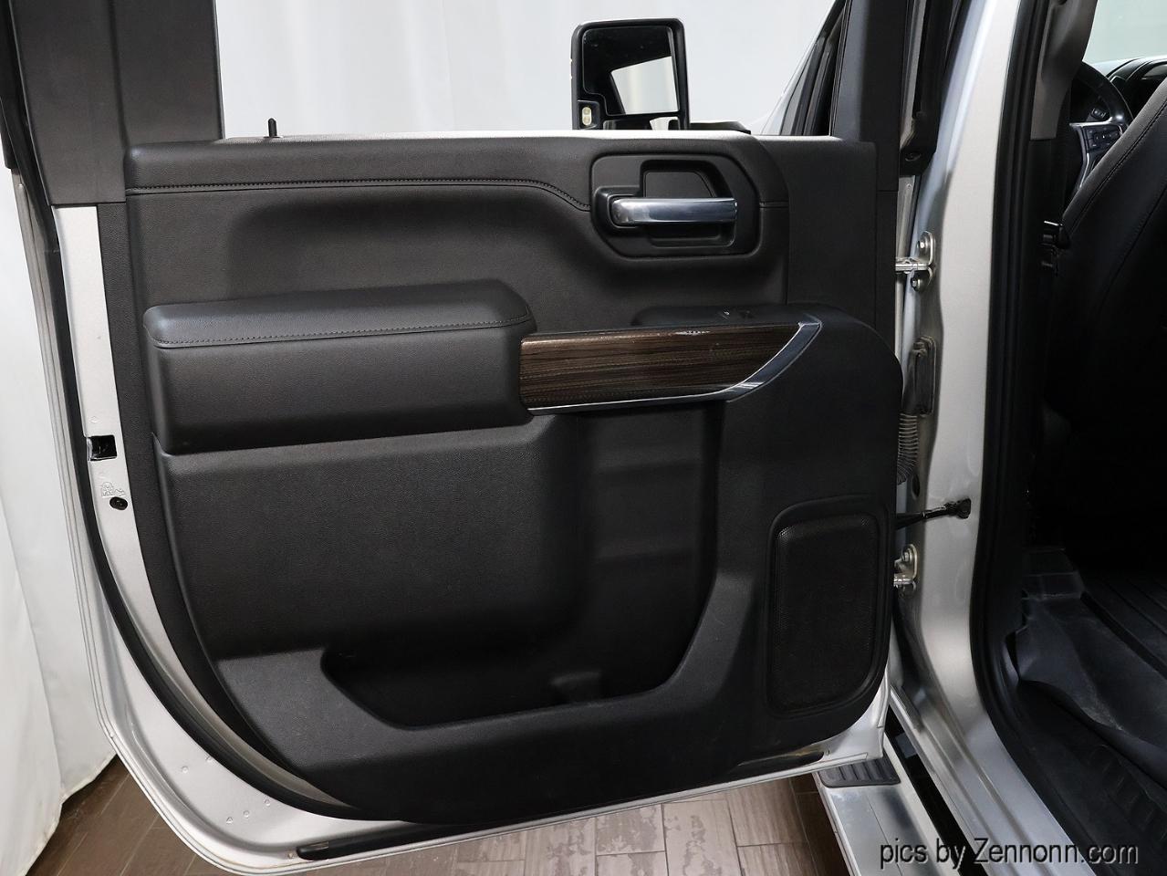 Chevrolet Silverado 2500HD 4WD Crew Cab 159" LT 2020