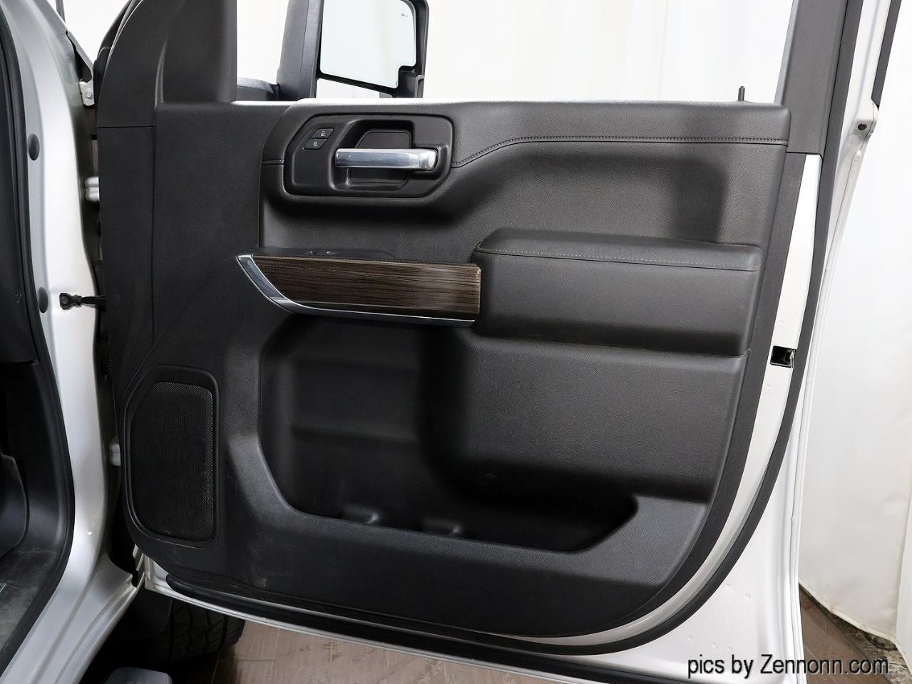 Chevrolet Silverado 2500HD 4WD Crew Cab 159" LT 2020