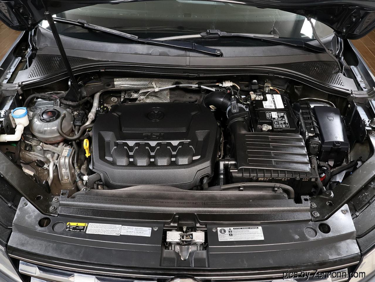 Volkswagen Tiguan 2.0T SEL R-Line Black 4MOTION 2019