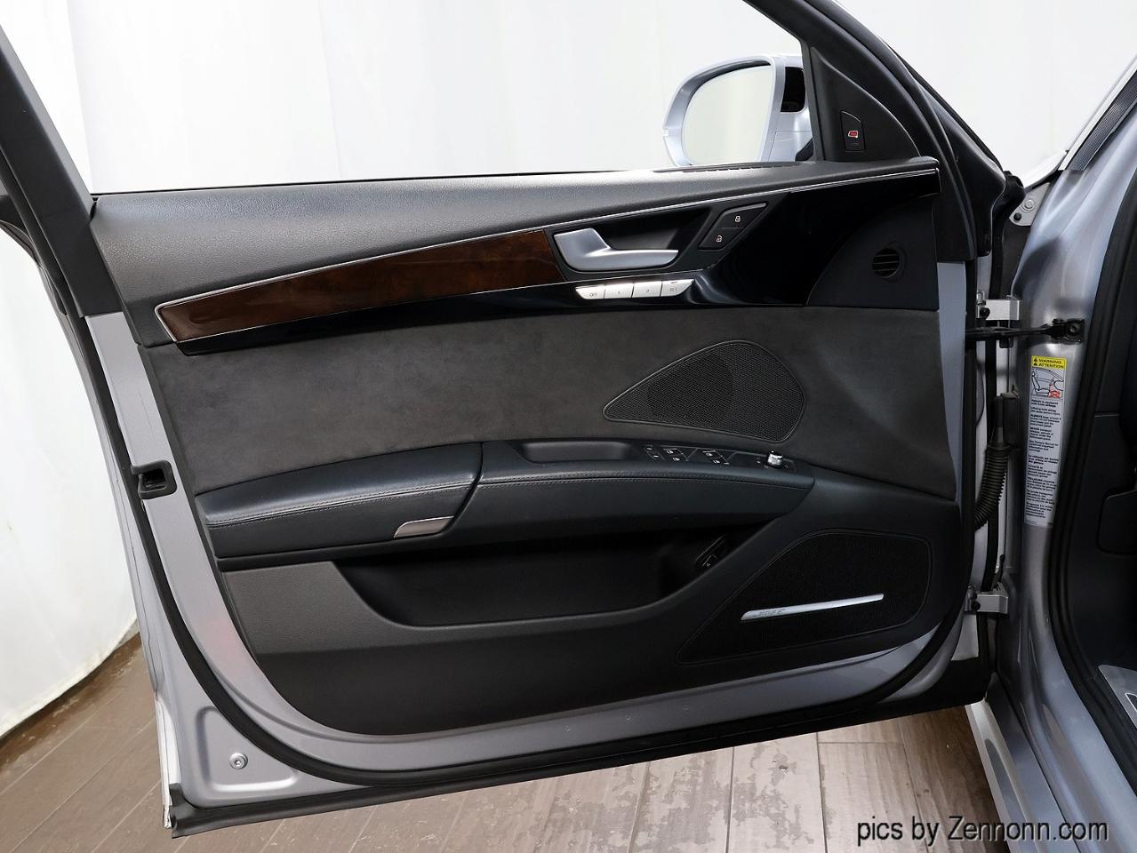 Audi A8 L 4dr Sdn 4.0T Sport 2016