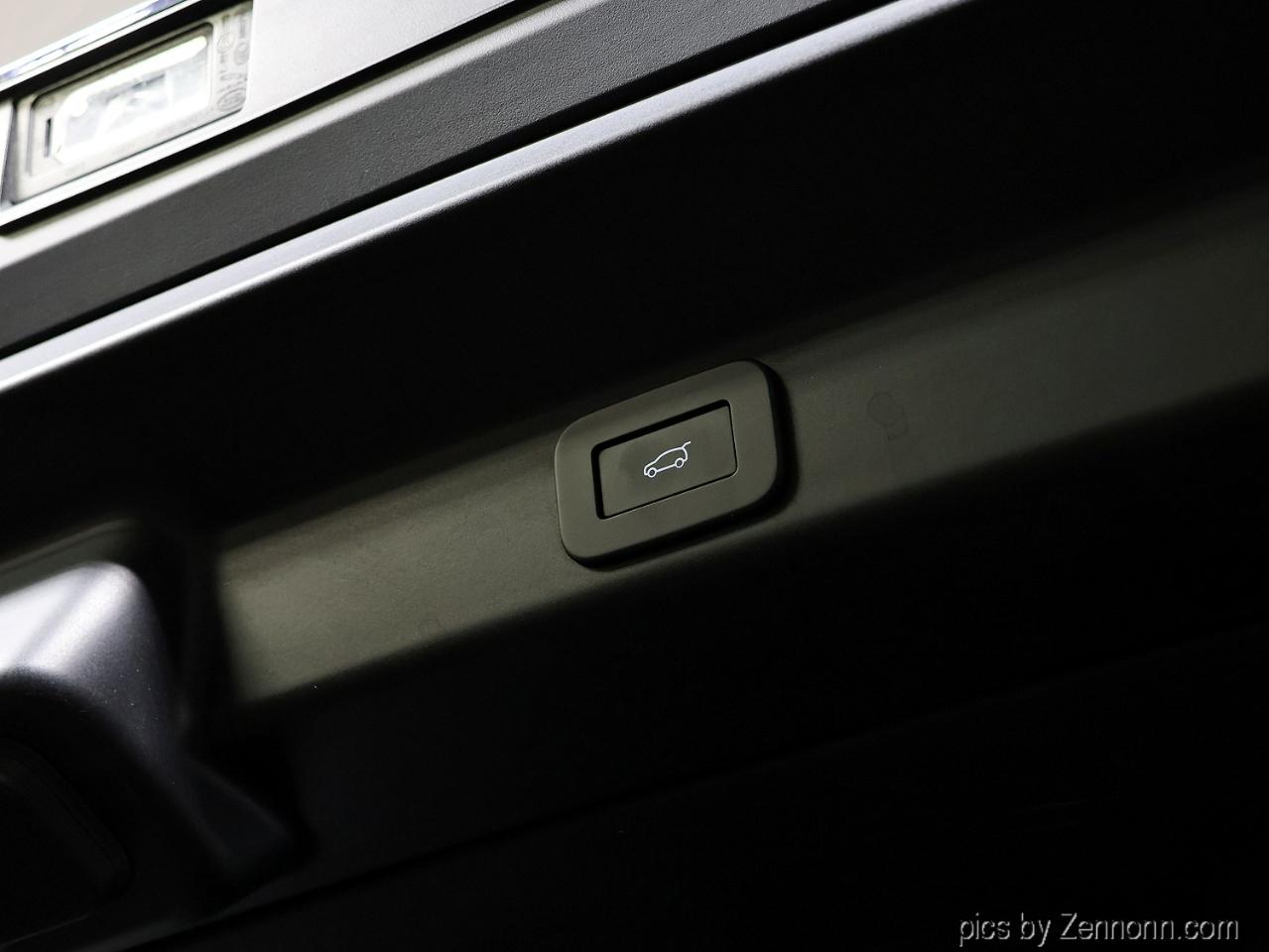 Land Rover Range Rover Sport P400 SE Dynamic 2023