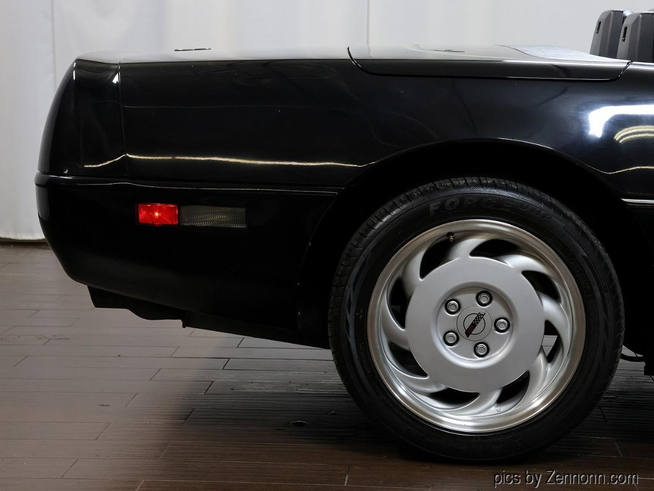 Chevrolet Corvette 2dr Convertible 1992