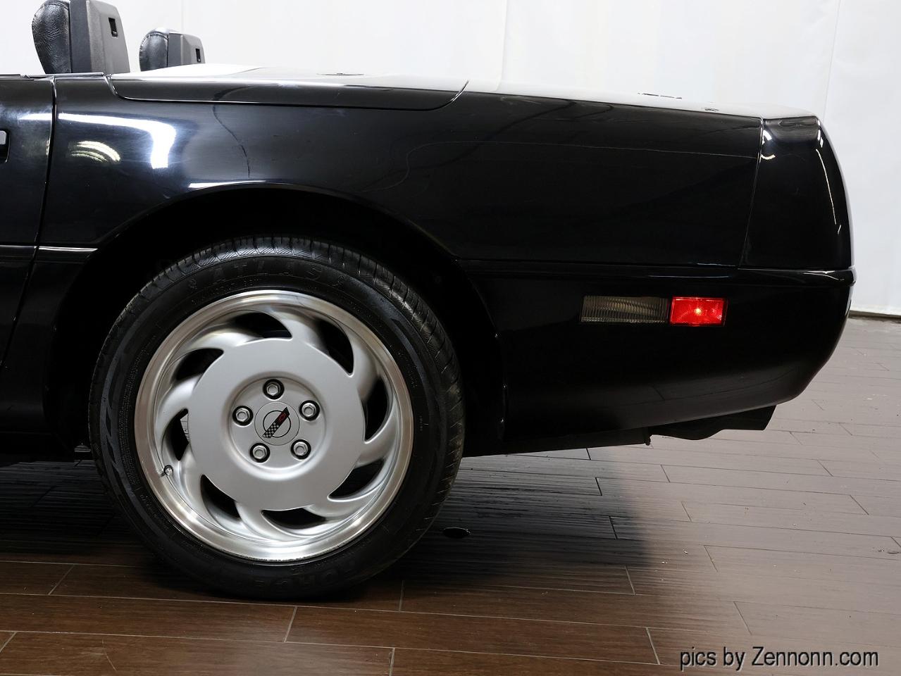 Chevrolet Corvette 2dr Convertible 1992