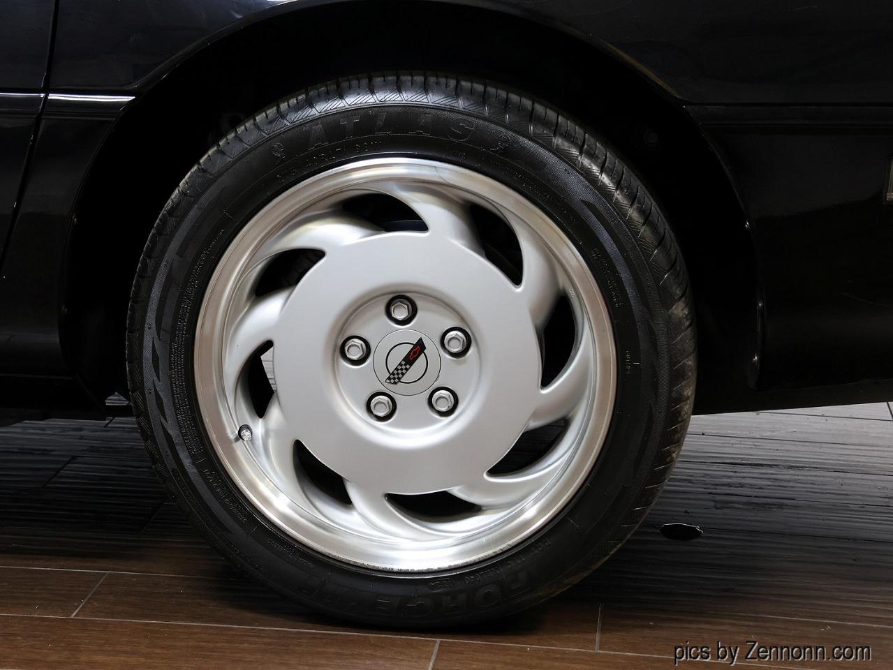 Chevrolet Corvette 2dr Convertible 1992