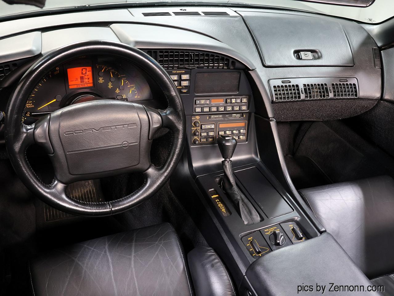 Chevrolet Corvette 2dr Convertible 1992