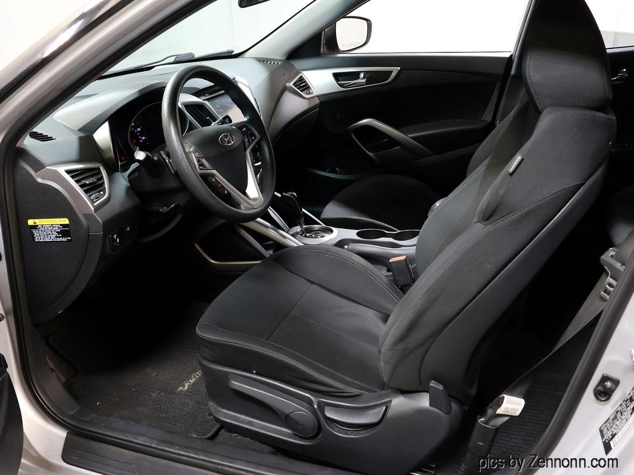 Hyundai Veloster 3dr Cpe Auto 2016