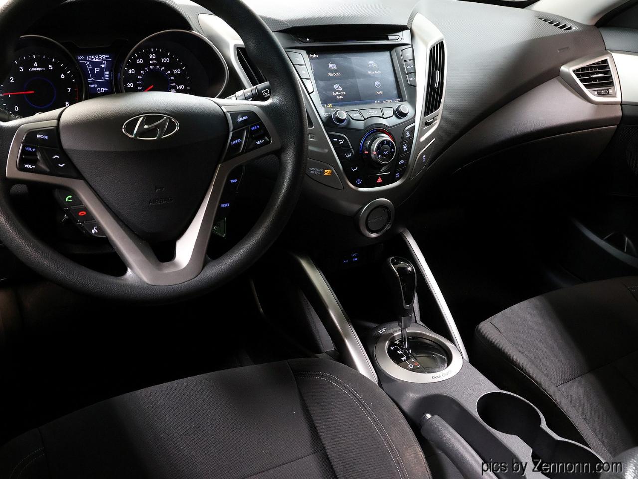 Hyundai Veloster 3dr Cpe Auto 2016