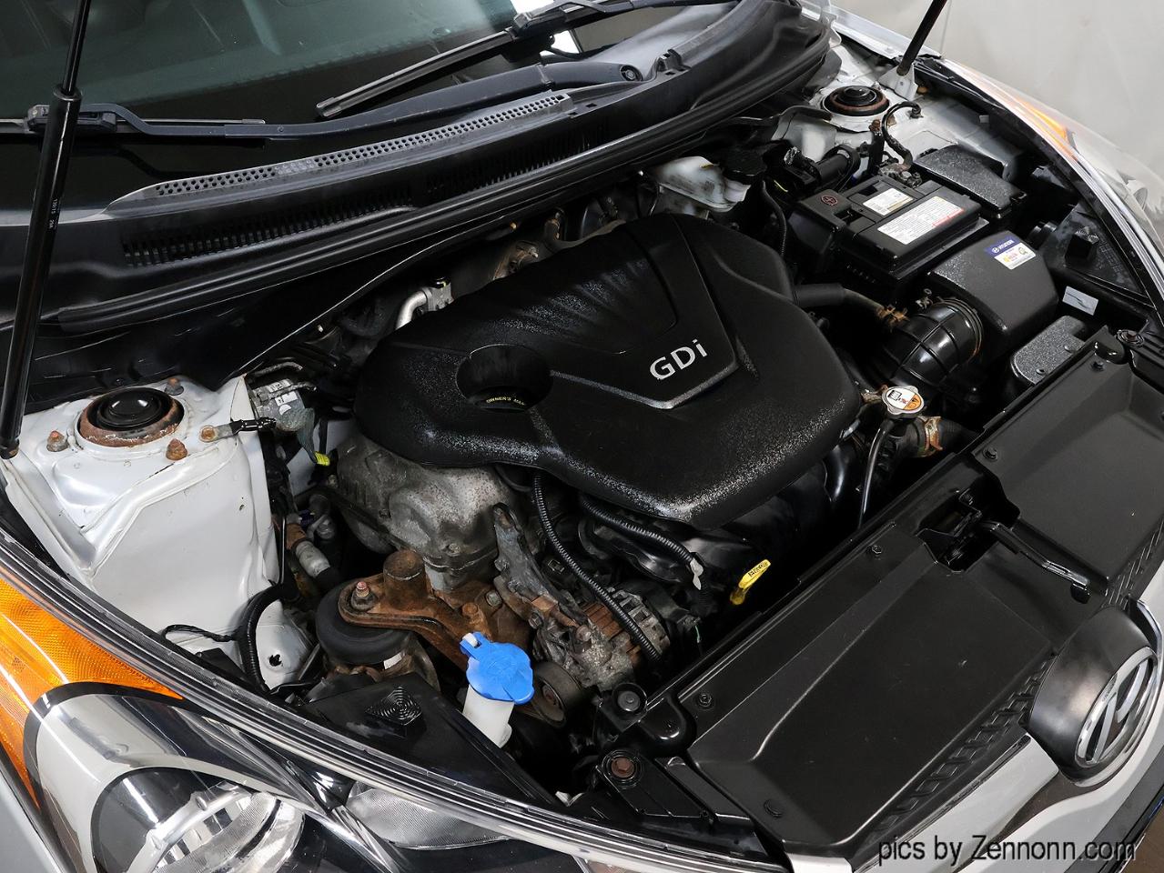Hyundai Veloster 3dr Cpe Auto 2016