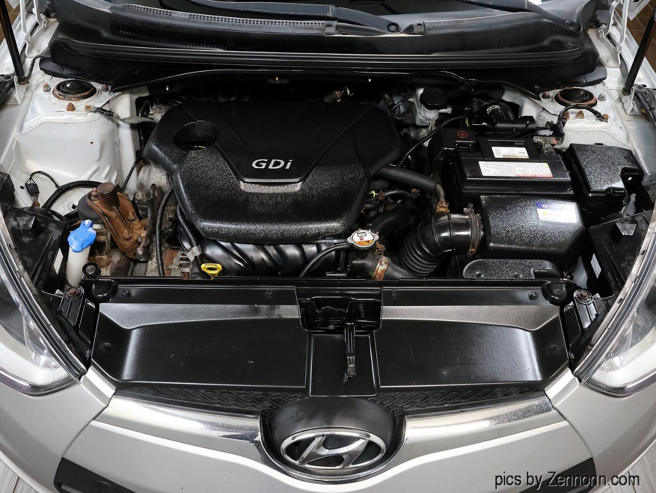Hyundai Veloster 3dr Cpe Auto 2016