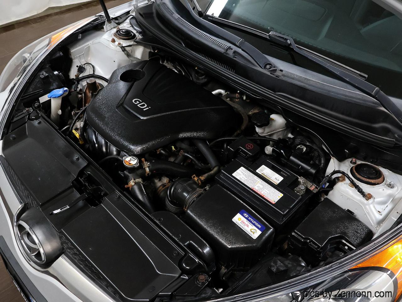Hyundai Veloster 3dr Cpe Auto 2016