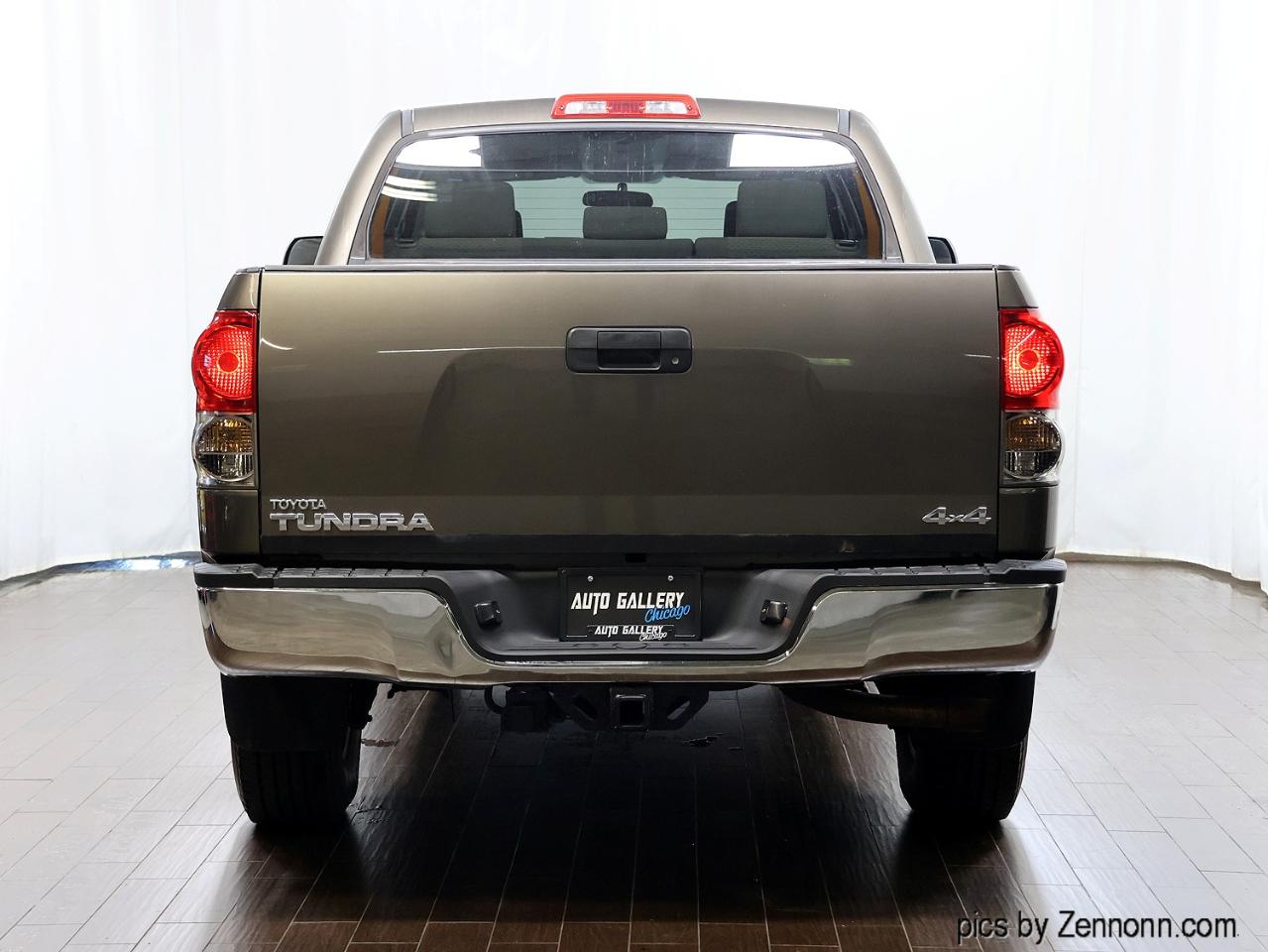 Toyota Tundra 4WD CrewMax 145.7" 5.7L SR5 (Natl) 2007