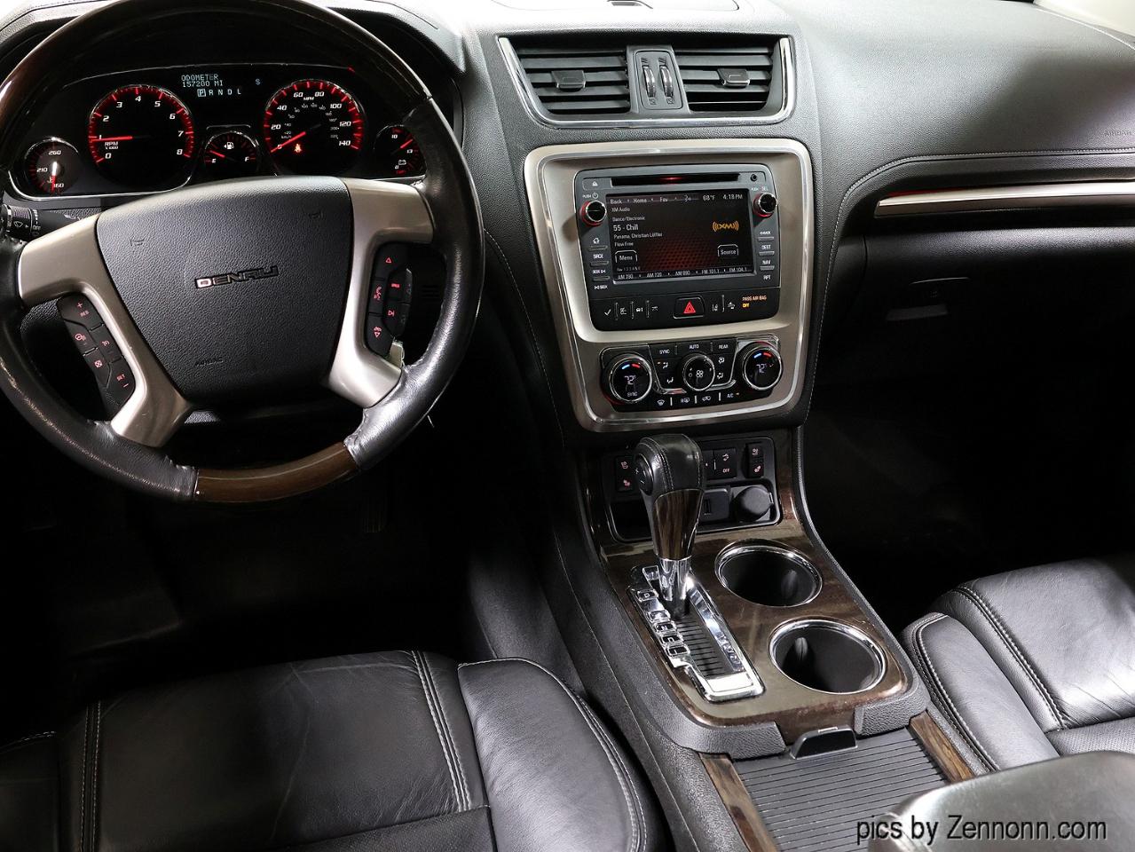 GMC Acadia FWD 4dr Denali 2015