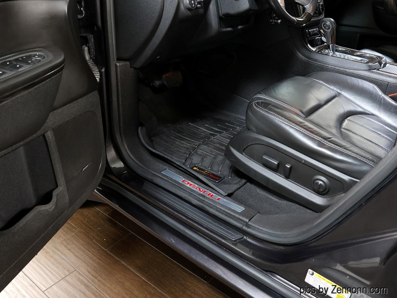 GMC Acadia FWD 4dr Denali 2015