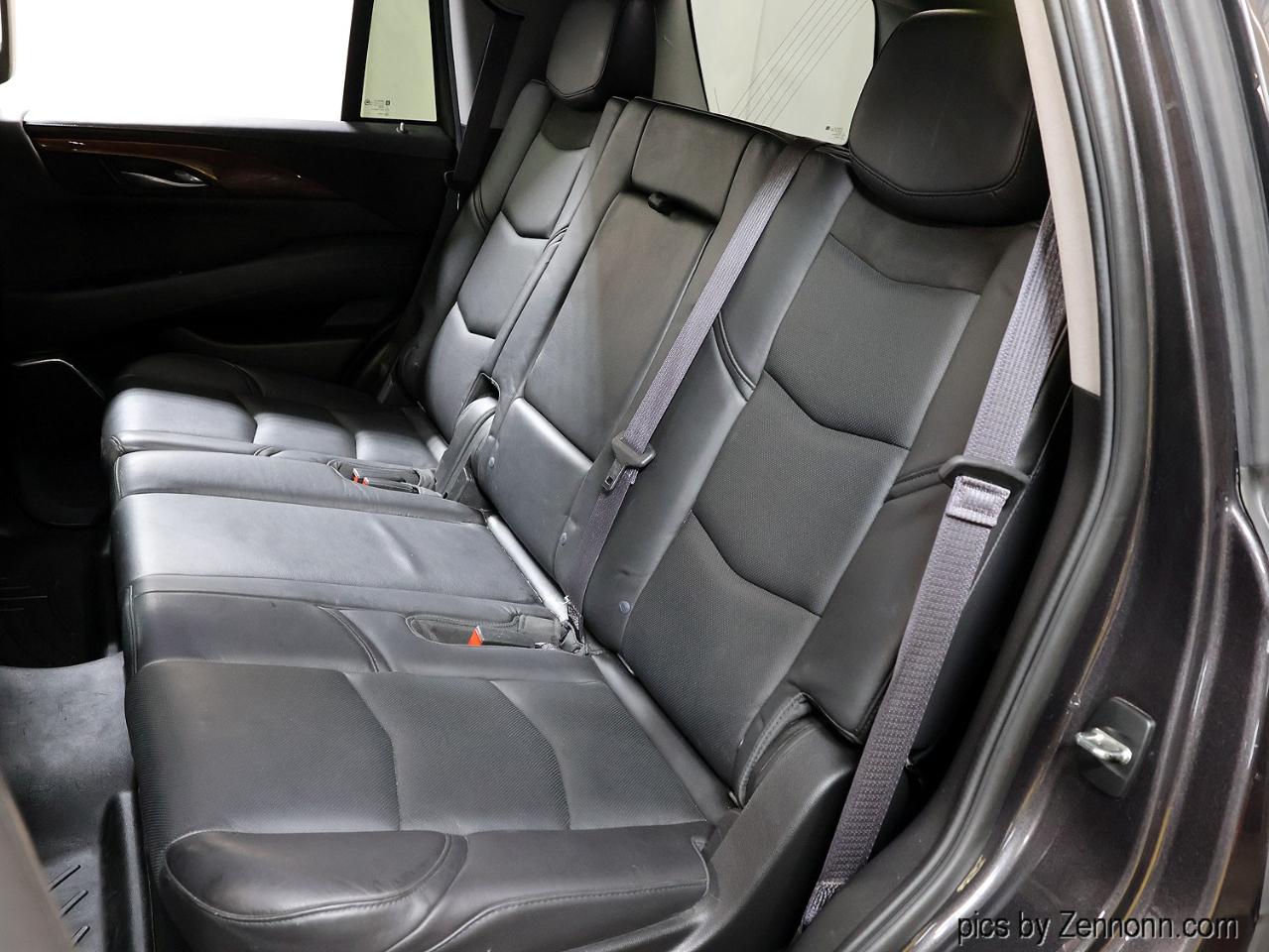 Cadillac Escalade 4WD 4dr Premium 2015