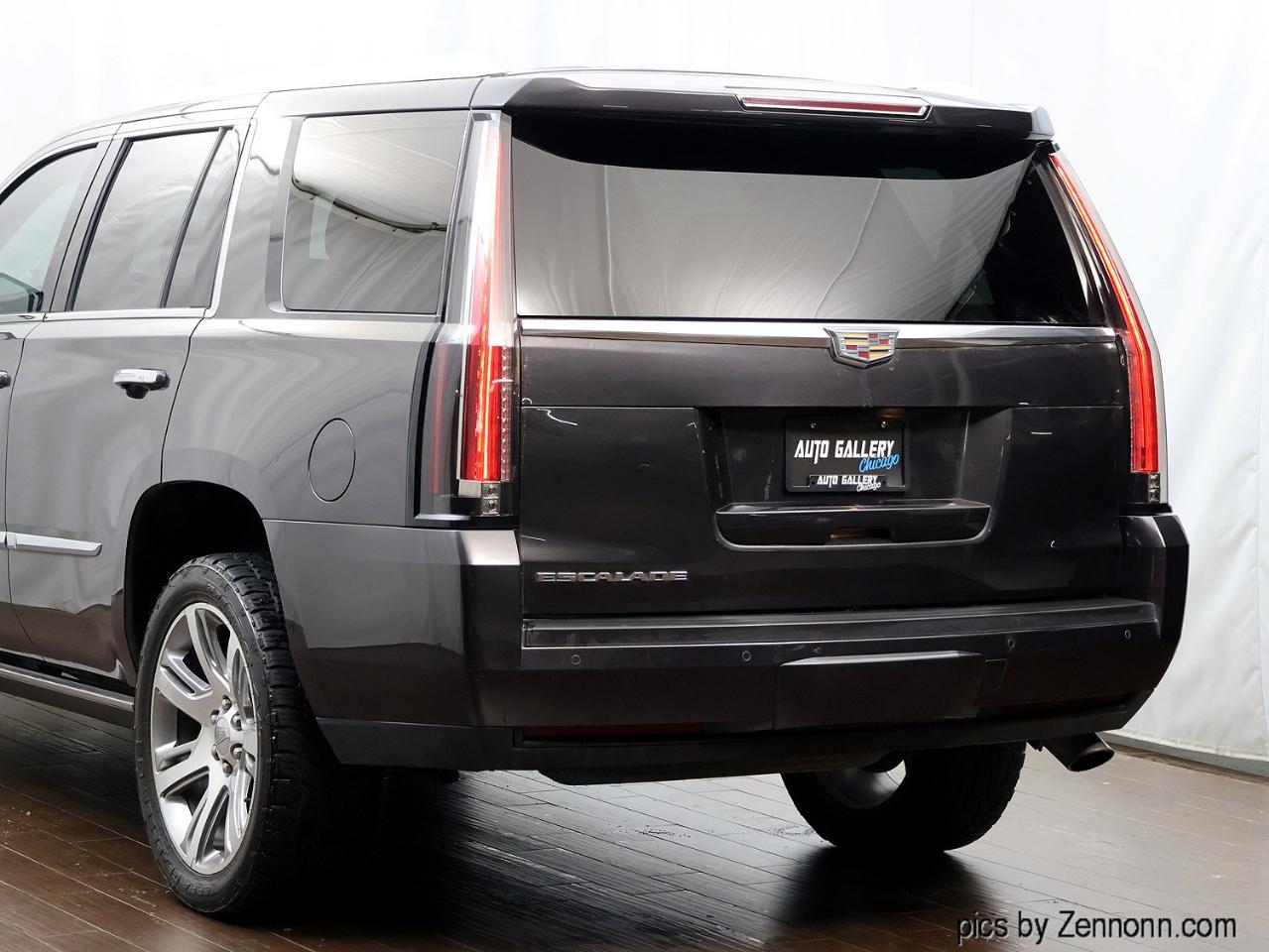 Cadillac Escalade 4WD 4dr Premium 2015