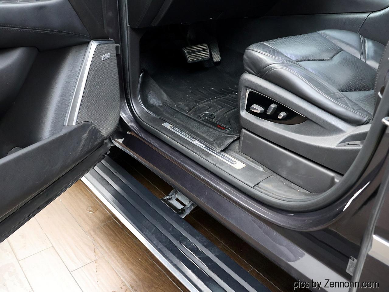 Cadillac Escalade 4WD 4dr Premium 2015