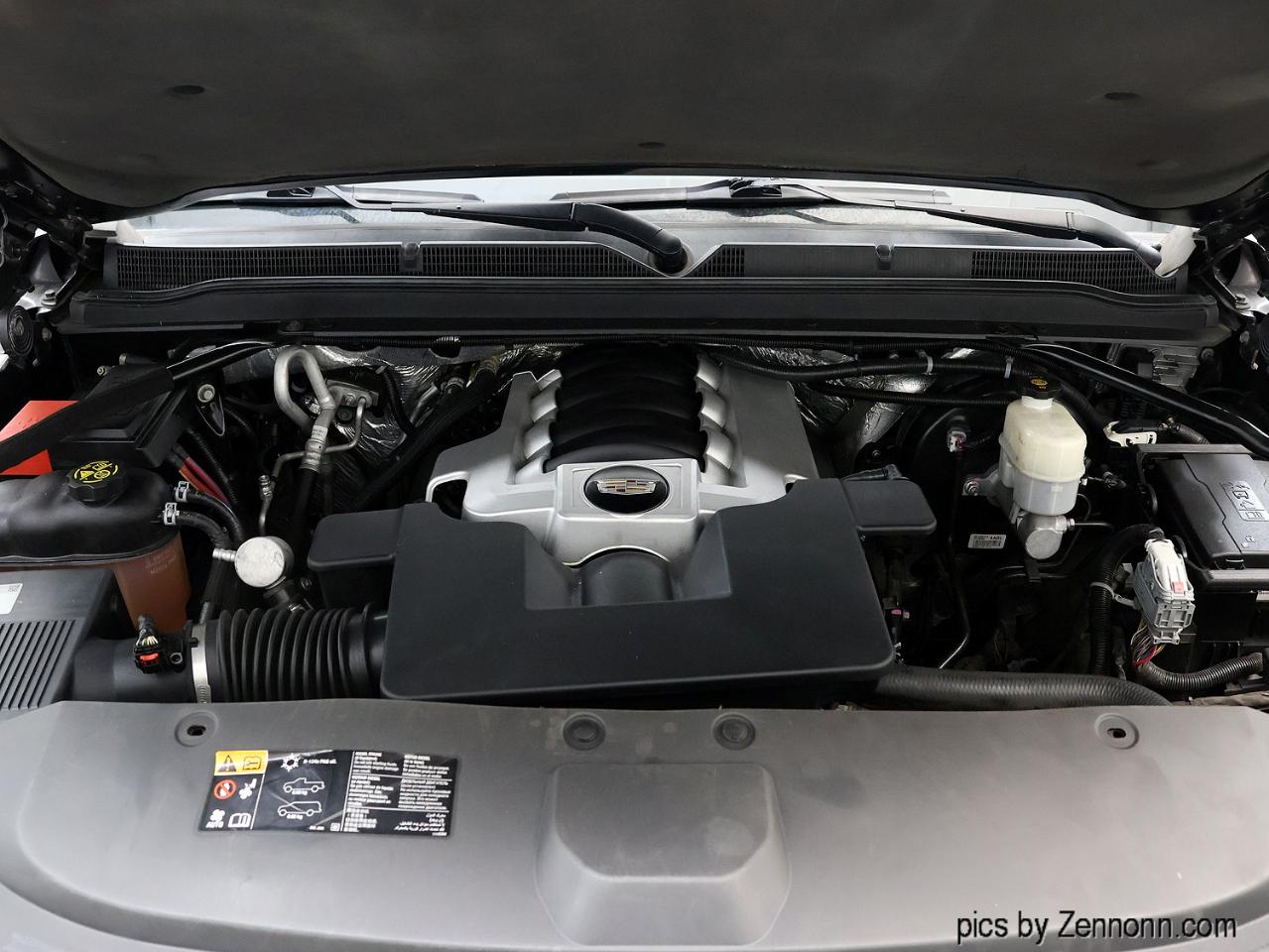 Cadillac Escalade 4WD 4dr Premium 2015