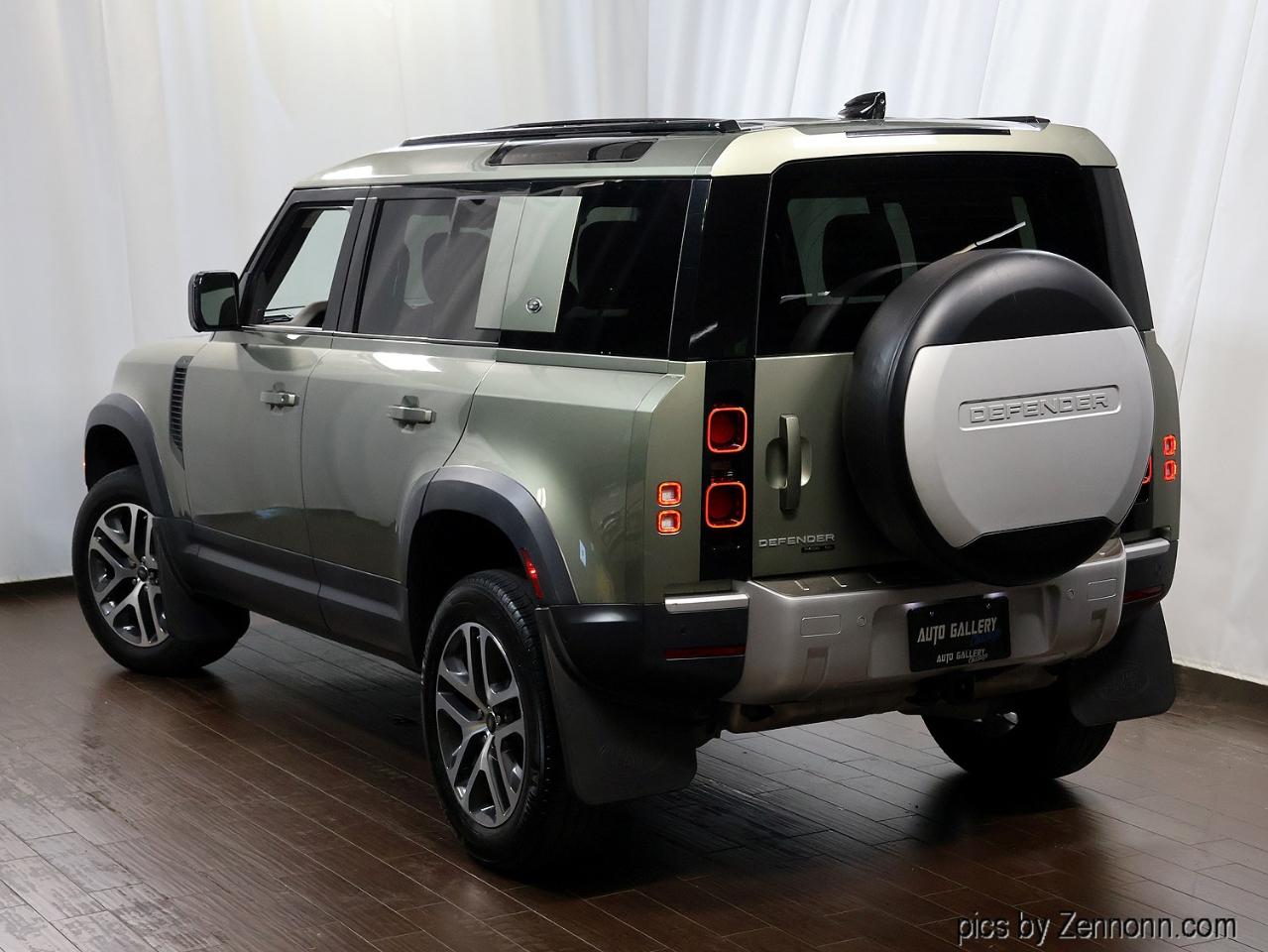 Land Rover Defender 110 SE AWD 2020