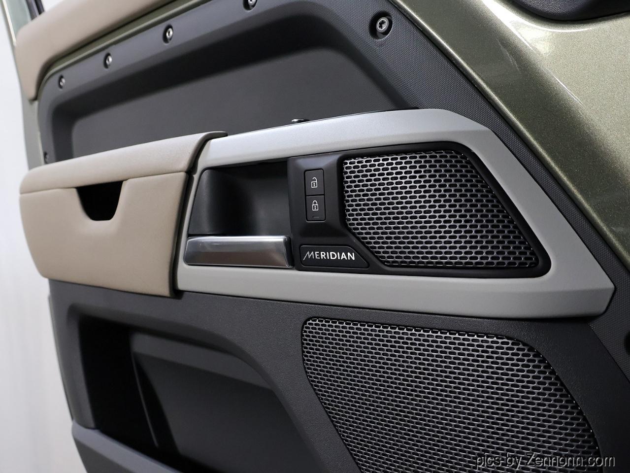 Land Rover Defender 110 SE AWD 2020