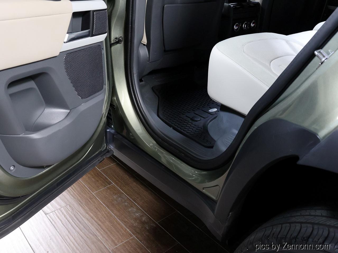 Land Rover Defender 110 SE AWD 2020