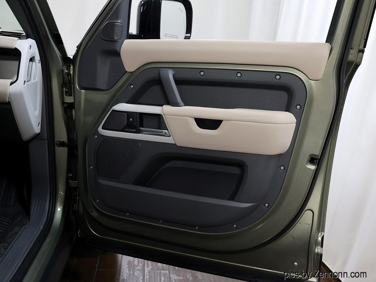 Land Rover Defender 110 SE AWD 2020