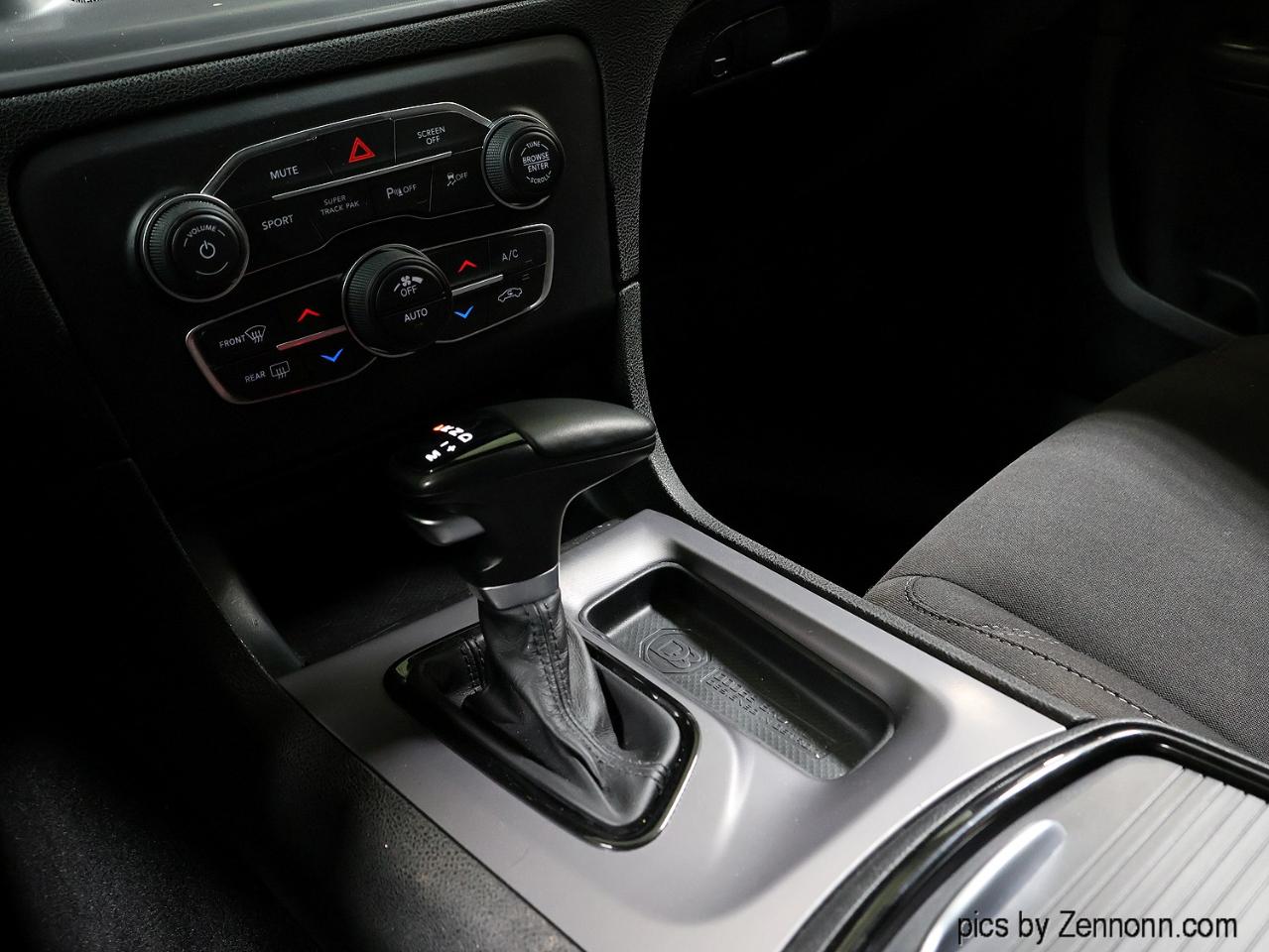 Dodge Charger SXT AWD 2023