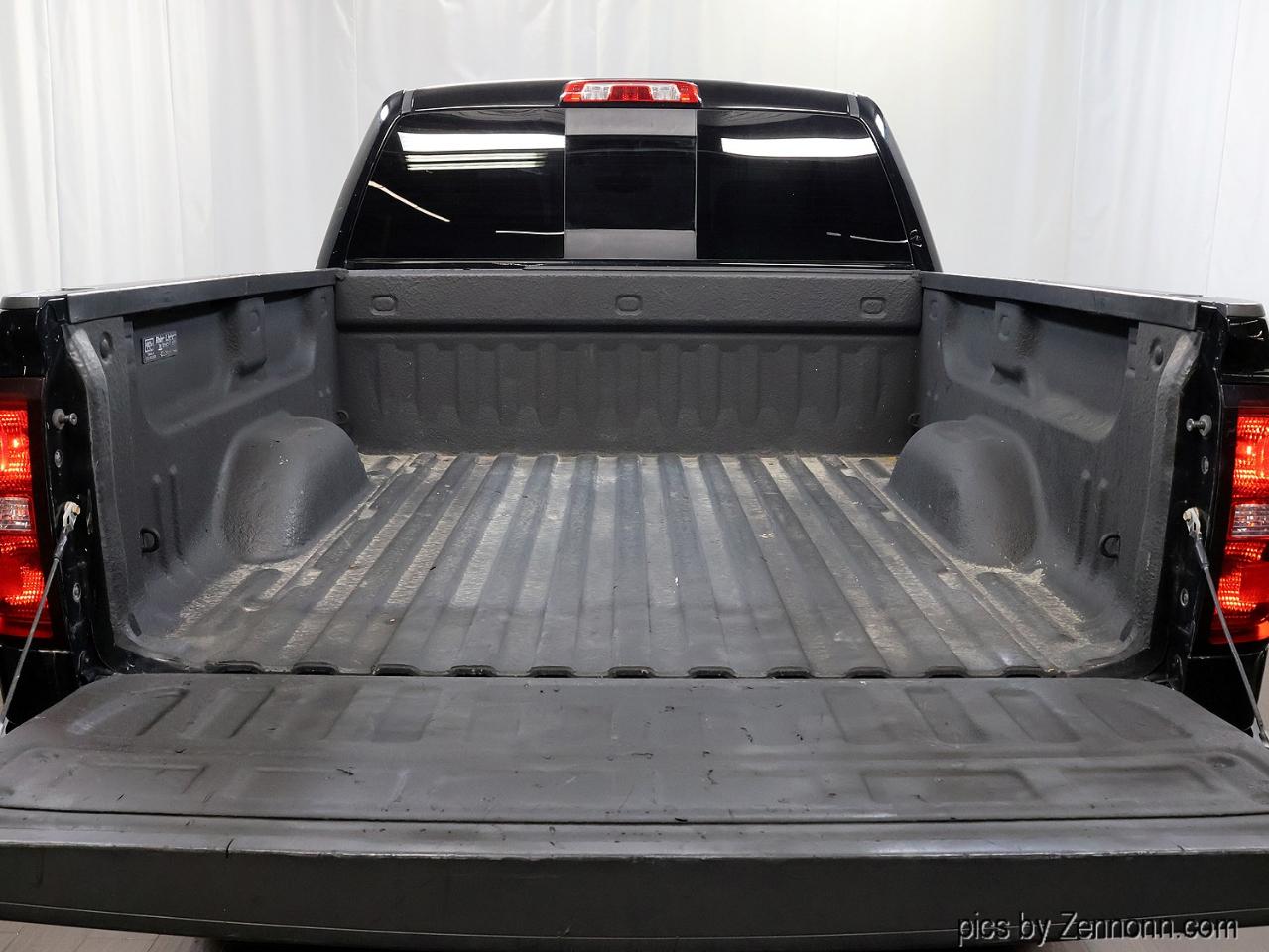 Chevrolet Silverado 1500 4WD Crew Cab 143.5" LT w/2LT 2016