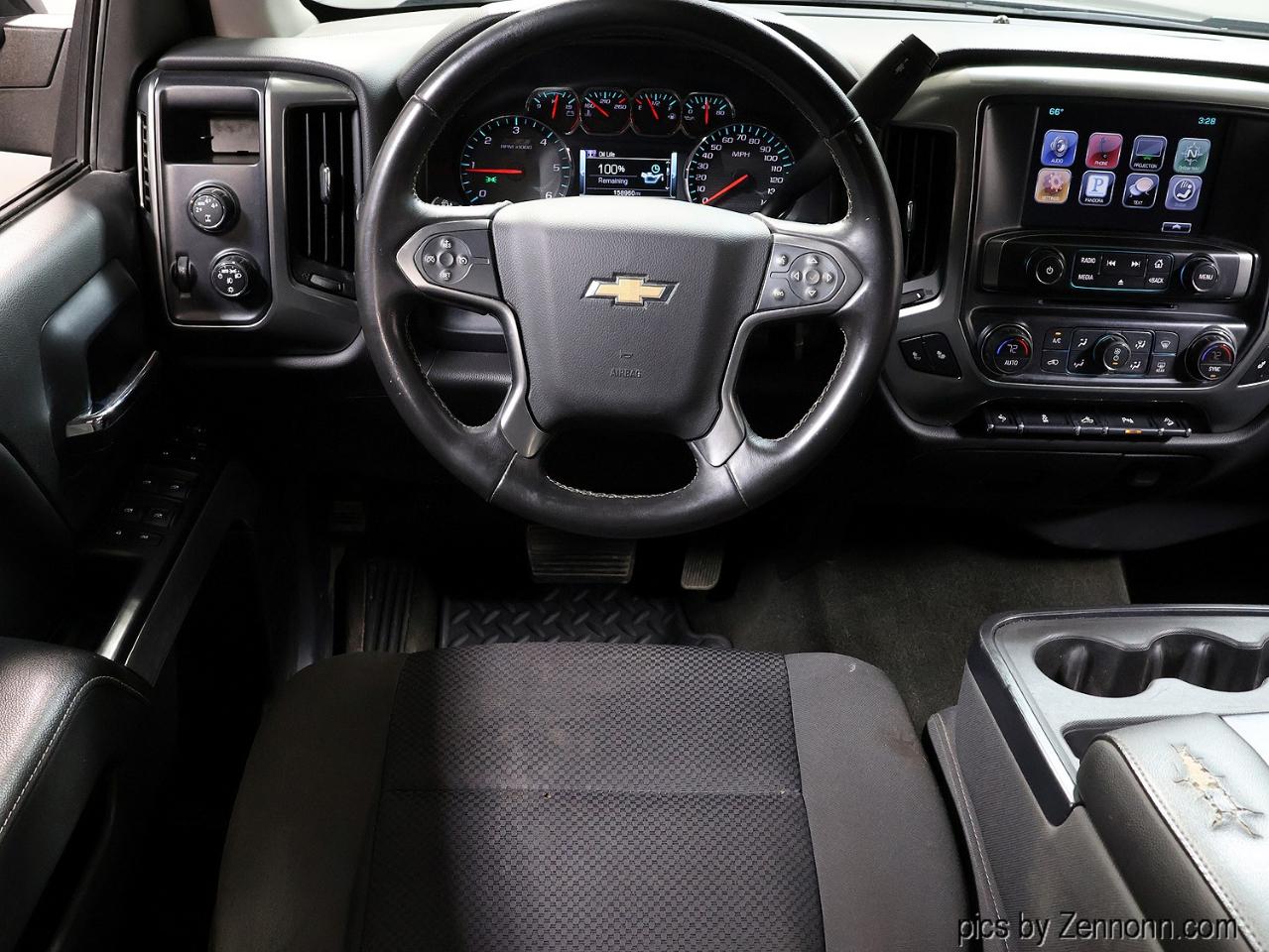 Chevrolet Silverado 1500 4WD Crew Cab 143.5" LT w/2LT 2016