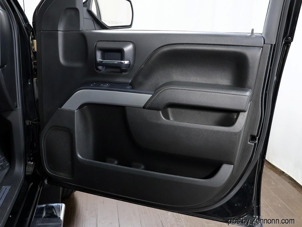 Chevrolet Silverado 1500 4WD Crew Cab 143.5" LT w/2LT 2016