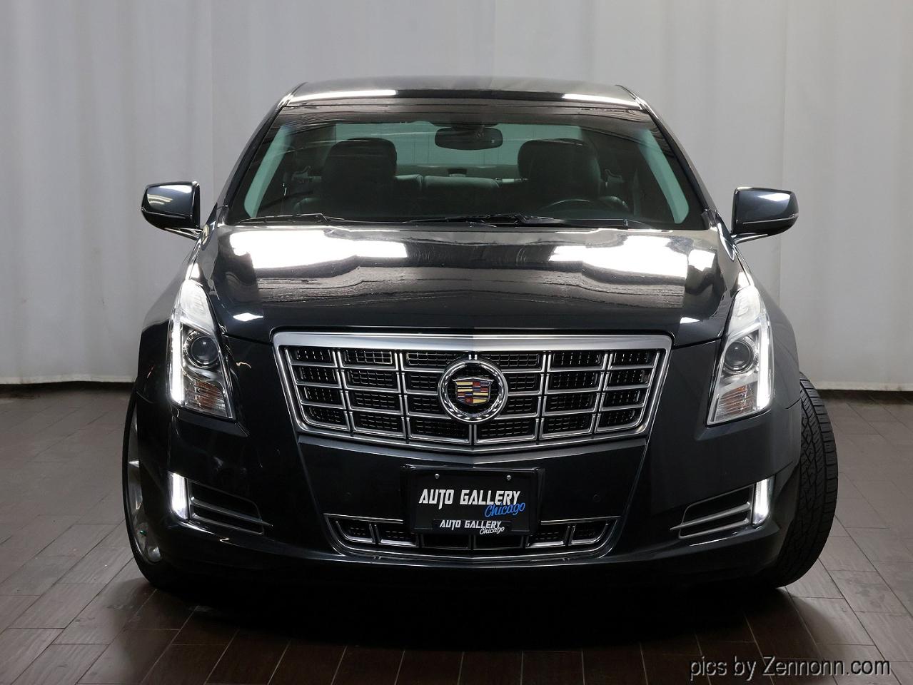 Cadillac XTS 4dr Sdn Luxury FWD 2013